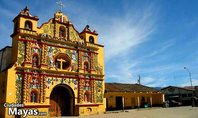 Iglesia de San Andrés Xecul Iglesia de San Andrés Xecul